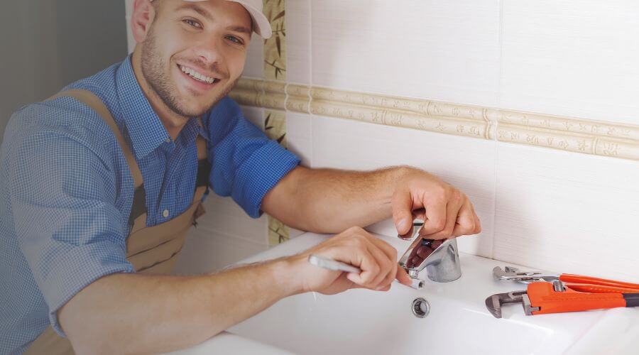 Handle or spout repair in Vanderwagen, NM